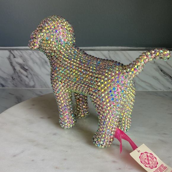 Rhinestone Dog - Picture 9 of 17